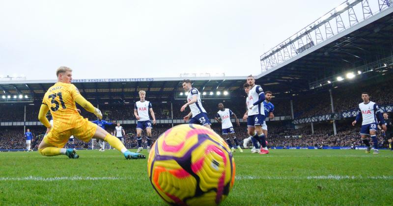 A Tottenham belefutott a Liverpooli csapdába, de a Manchester United sem úszta meg jobban.