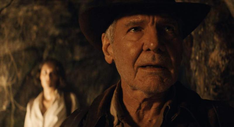 Harrison Ford esetleges visszavonulása izgalmas kérdéseket vet fel a filmiparban. Az ikonikus színész, aki generációk kedvenc karaktereit keltette életre, most fontolóra veheti karrierje befejezését. Ford eddigi pályafutása során számtalan emlékezetes sze