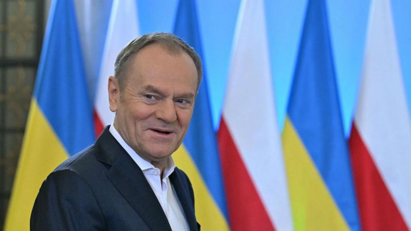 A lengyel miniszterelnök borongós előérzettel tekint a jövőbe, miután leült Trump-pal tárgyalni. Az elmúlt beszélgetés nyomán sötét felhők gyülekeznek, és a politikai táj széles spektrumú kihívásokkal nézhet szembe.