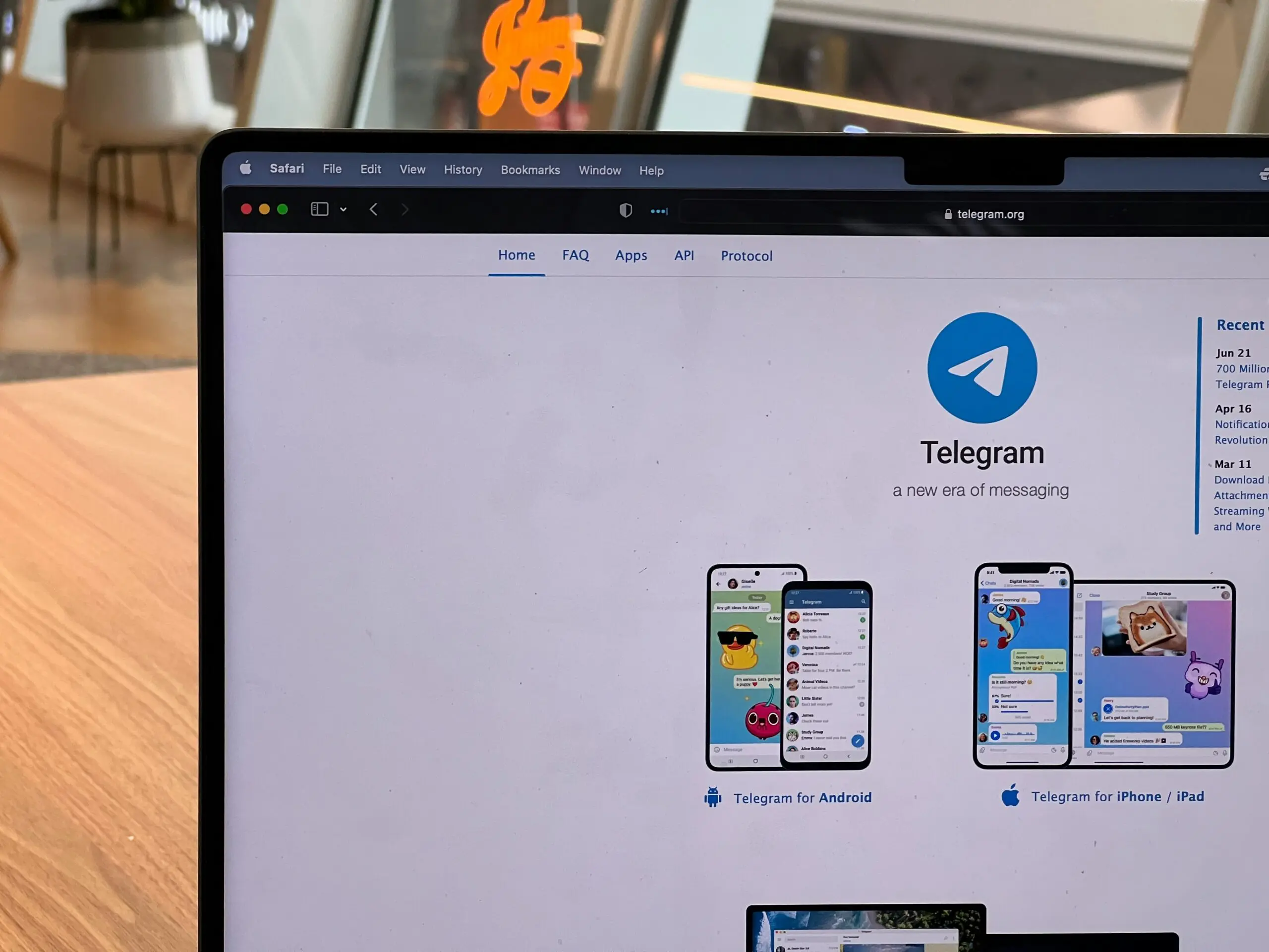 A Telegram világát most forradalmasítja a hír: milliárdos bevételek és váratlan nyereségfordulat, mindeközben azonban az alapító sorsa kérdéses, hiszen börtönbüntetés fenyegeti. Az események sürgősen átalakítják a platform jövőjét, miközben a felhasználók