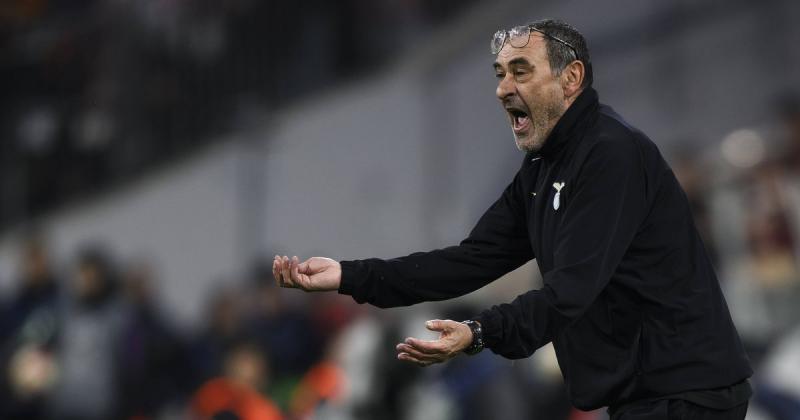 Maurizio Sarri visszatér a Lazio csapatához, ahol újra megpróbálja megvalósítani a klub céljait. Az olasz edző tapasztalata és stratégiái új lendületet adhatnak a csapatnak, amely már régóta várja a sikeres időszakot. Sarri stílusa és filozófiája remélhet