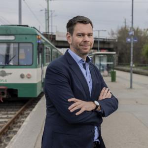 Vitézy és Baranyi sürgetik a kormányt, hogy sürgős politikai intézkedéseket hozzon.