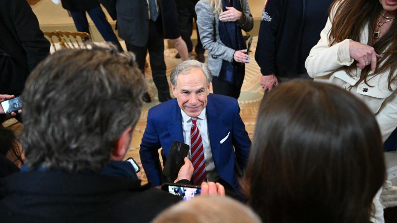 A texasi kormányzó utasítást adott arra, hogy az államot elhagyó demokrata képviselőket őrizetbe vegyék.