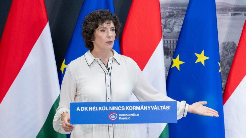 A Demokratikus Koalíció (DK) egy különleges eseményt szervezett Budapesten, ahol a párt képviselő-jelöltjei bemutatkoztak a nyilvánosság előtt. Az esemény célja, hogy a közönség megismerje a jelöltek elképzeléseit és programját, valamint hogy a párt elérj