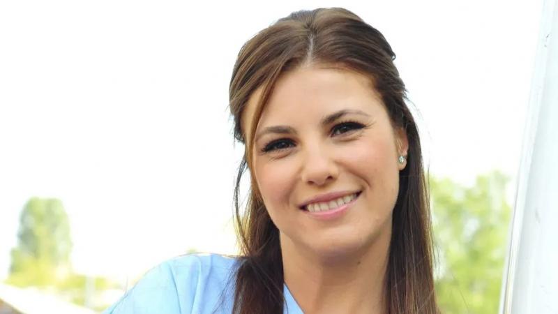 Sallai Nóra elszántan harcol a felépülésért, miután átélt egy szörnyű balesetet. Minden nap új kihívásokkal néz szembe, de a bátorsága és kitartása példaértékű.